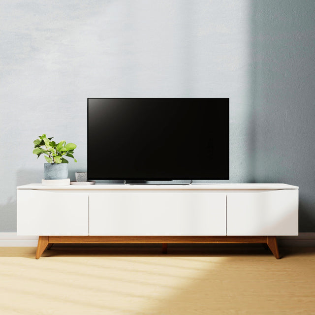 Rack Flynt para TVs até 75 Polegadas 3 Portas 220 cm Branco Fosco com Natural