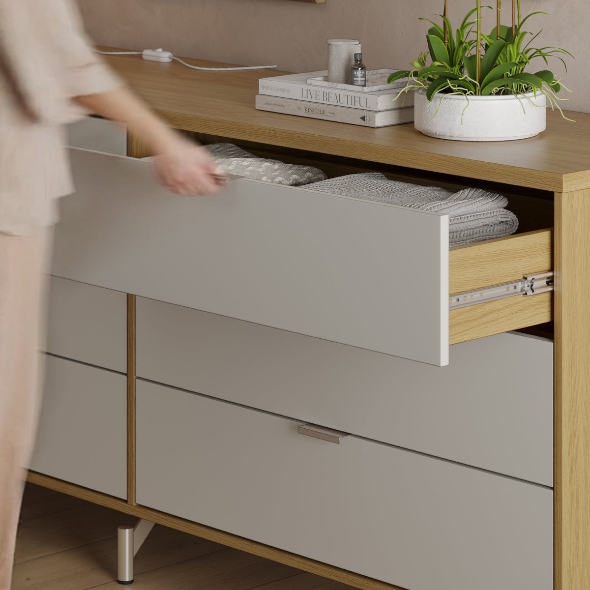 Cômoda com 6 Gavetas e 2 Mesas de Cabeceira Glow Off White Fosco com Champanhe