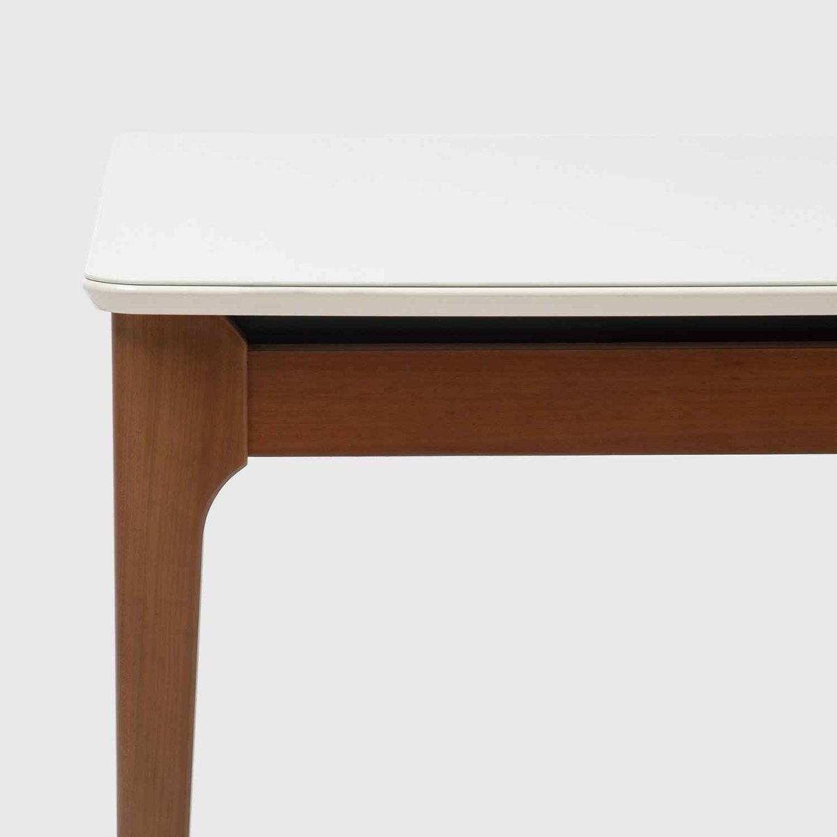 Mesa de Jantar Addar 135 cm - Natural c/ Vidro Off White - Província - Mesa de jantar