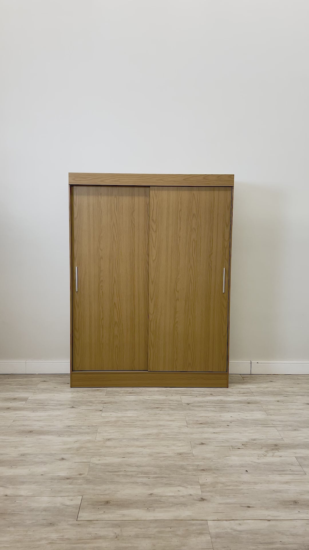 Guarda Roupa Solteiro 2 Portas de Correr Orazio 135cm Carvalho com Off White