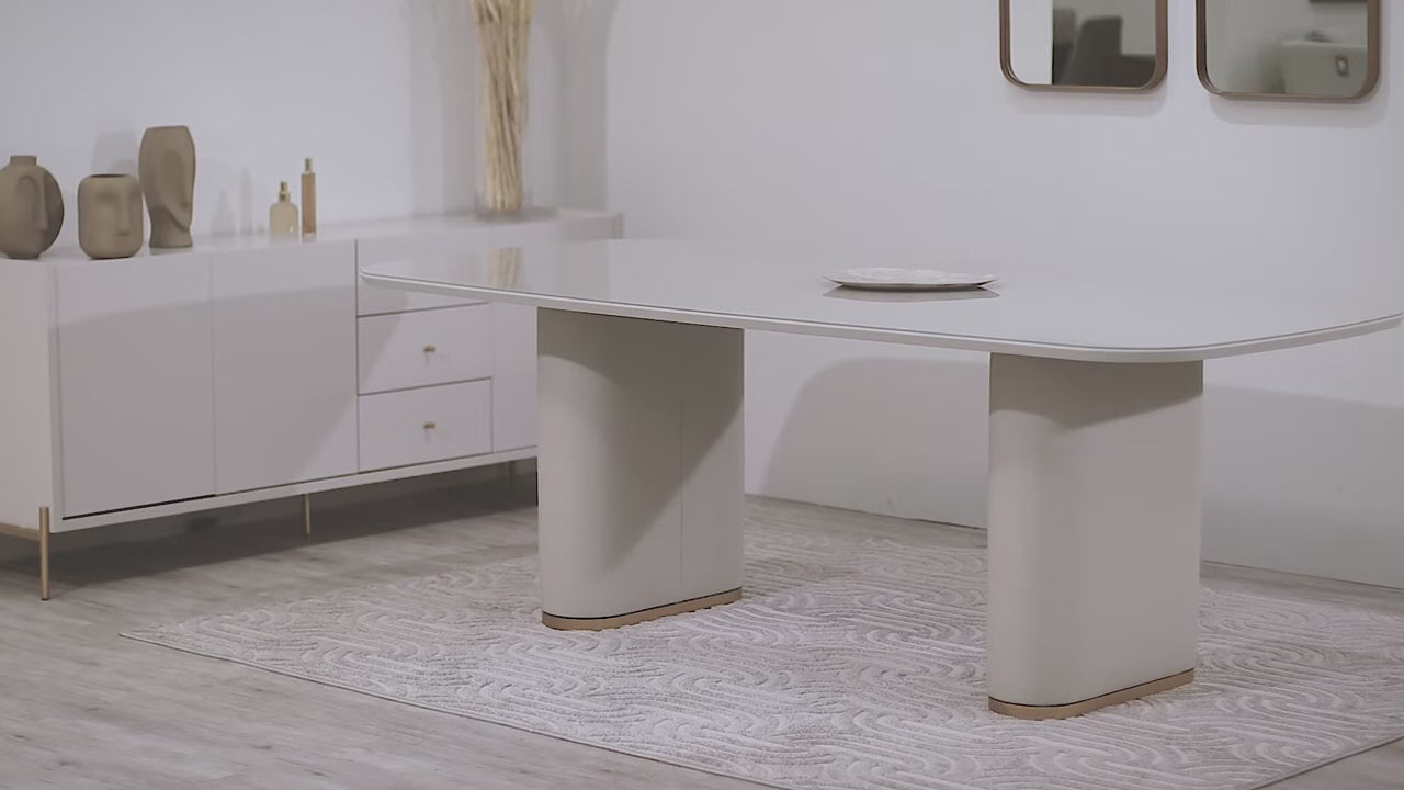 Mesa de Jantar Lintz 219 cm - Off White Fosco c/ PU Bege - Champanhe